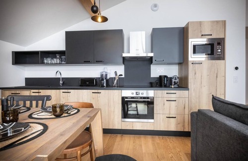 Hauteluce Apartment | Wifi, view mountain, balcony, parking, tv, ski locker, 74-78m², Les Saisies