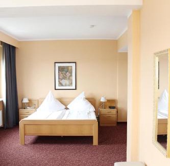 Henstedt-Ulzburg Hotel | Wiking Hotel