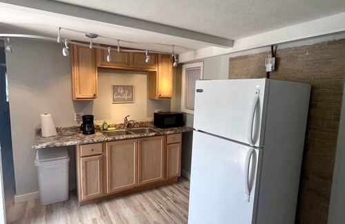 Coloma House | Wil-O-Paw Resort Unit #3