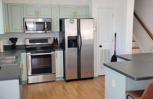 La Crosse House | Wild and Free: Lakefront Oasis on Great Creek!