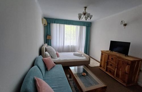 Saints Constantine and Helena Apartment | Wild Cherry 2 bedroom Apartament Economy-3