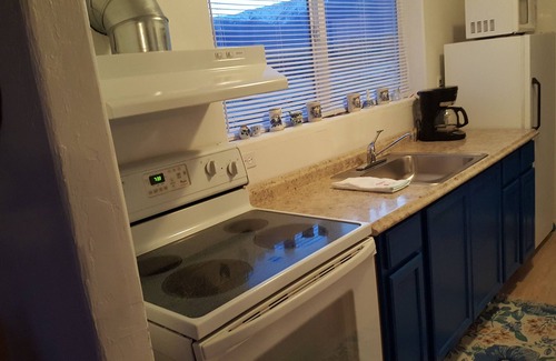 Dyer House | Wild Creek is a cozy European styled house on a year round creek!