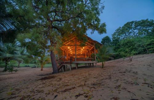 Lahugala Cabin | Wild Edge Panama - Kumana Safari Lodge