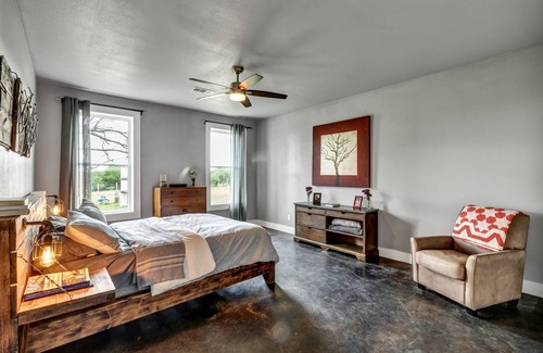 San Marcos Other | Wild Oak Grove Farm