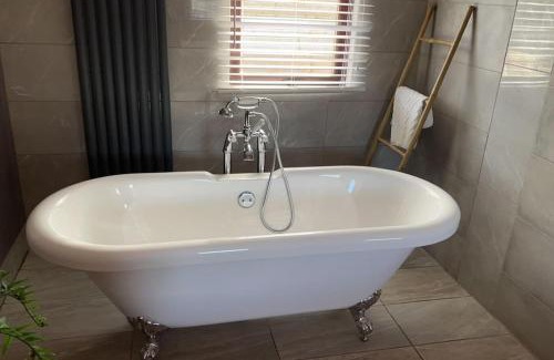 Storwood Villa | Wild Oats Lodge 16, Yellowtop Country Park