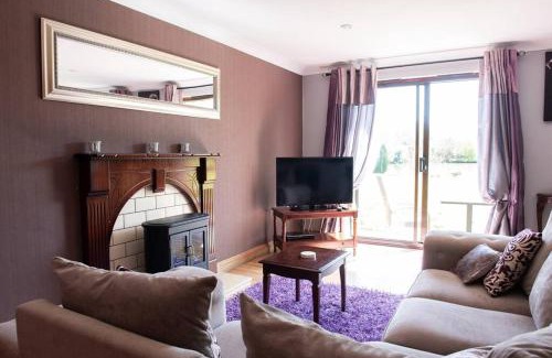 Storwood Villa | Wild Oats Lodge 6, Yellowtop Country Park