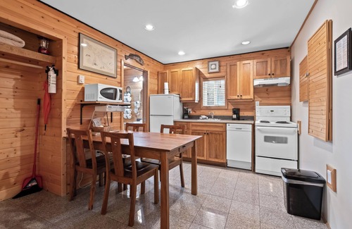 Ucluelet Cabin | Wild Pacific Waterfront Cabins