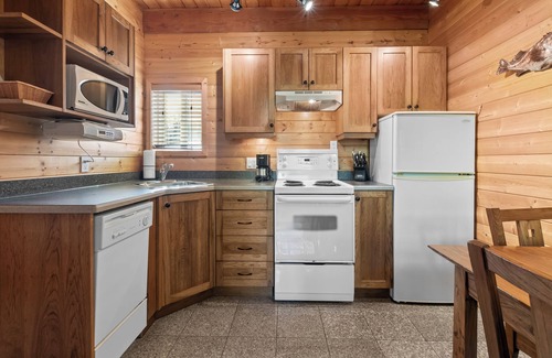 Ucluelet Cabin | Wild Pacific Waterfront Cabins