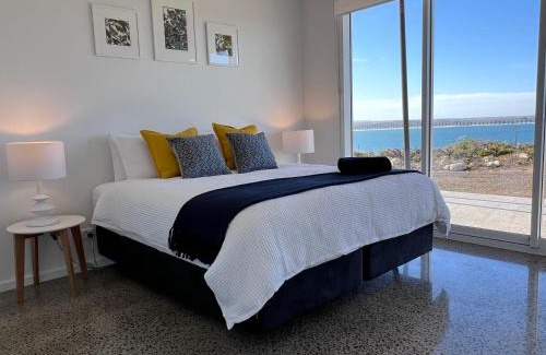 Newland House | Wild Retreat - Luxury Home with Magnificent Views