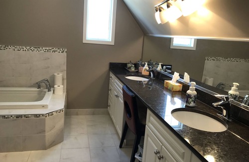 Saskatoon Bed & Breakfast | Wild Rose Bed & Breakfast
