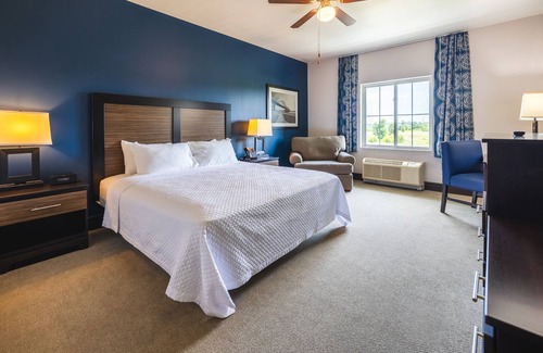 Clinton Hotel | Wild Rose Casino & Hotel Clinton