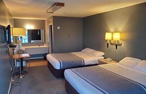 Grande Prairie Hotel | Wild Rose Country Inn