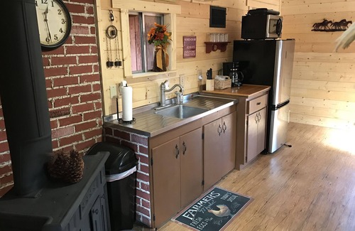 Show Low Cabin | Wild Saddle Ranch Cabin-Our gate opens to the Sitgreaves National Forest!
