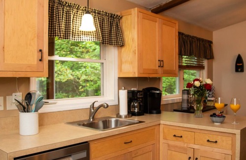 Moultonborough House | Wild Stone Cottage - Amazing Design, Game Rm, Beach
