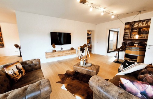 Katzweiler Apartment | Wild Western Apartment- TLA in a quiet location by the river