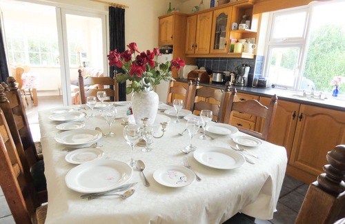 Ballylongford House | WildAtlanticWay Tarbert Kerry.4BR 4BR,Beach GamesRoom sleep8. discounts FiberB.B