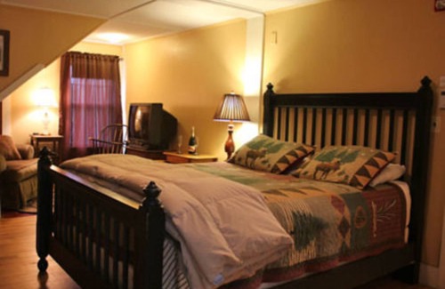 Jackson Hotel | Wildcat Inn & Tavern