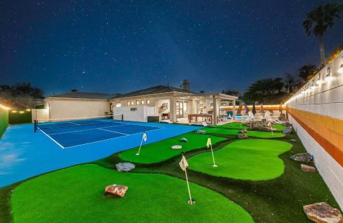 Rancho Santana House | Wilder Out West: Luxury Pickleball, Mini Golf, & Game Room!