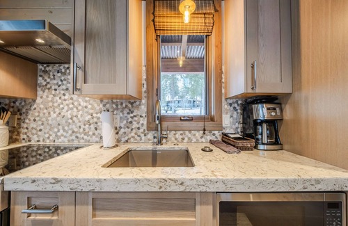 Eureka House | Wilderness Club Cottage on 18th Green