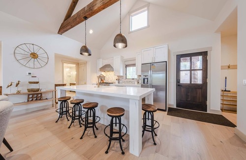 Eureka House | Wilderness Club Haven for 12!