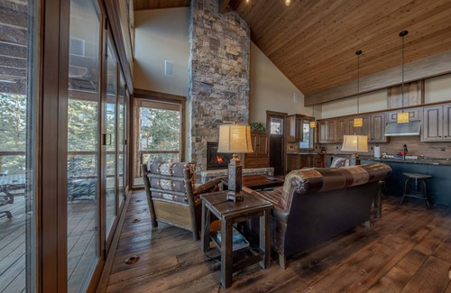 Eureka House | Wilderness Club Lakefront Lodge