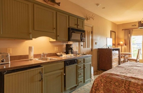 Big Cedars Condo | Wilderness Club™ at Big Cedar® - 2 Bedroom Combined Lodge