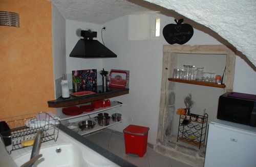 Salavas Apartment | wilderness houses