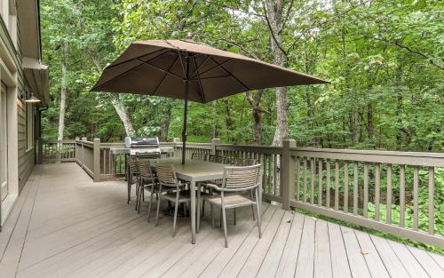 Big Canoe House | Wilderness Lodge - Fireside Chats Spa Baths