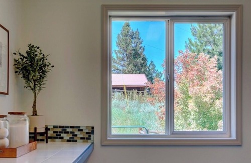 Boise House | Wilderness Ranch Retreat w/ 2 Private Hot Tubs and Views!