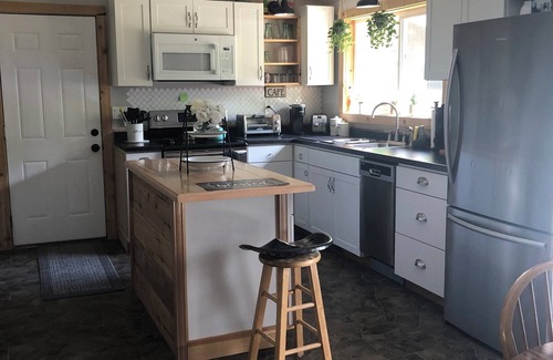 Wetmore House | Wilderness Retreat - 12 acres near Munising