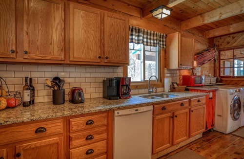 San Juan River Village Cabin | WilderRest: Cozy Mountain Home with Hot Tub, Game Room, Beautiful Views and Great Activities Nearby!