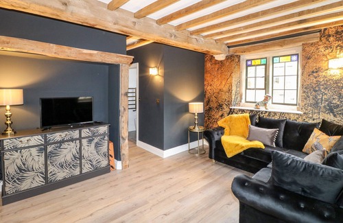 Milford Cottage | WILDERSLEY FARM - THE FARM HOUSE, family friendly in Belper