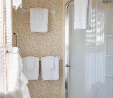 Mountain View Bed & Breakfast | Wildflower Bed and Breakfast