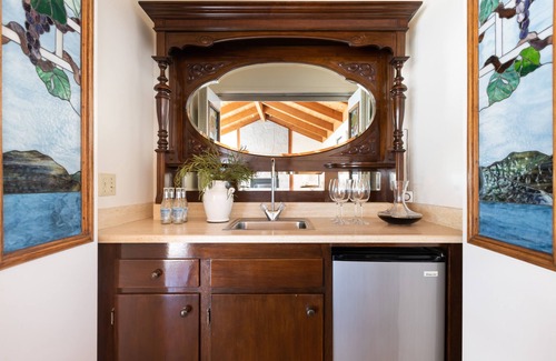 Sonoma Villa | Wildflower by AvantStay | Gorgeous Wine Country Home w/Pool!