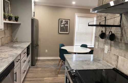 College Station Apartment | Wildflower: Very Near Texas A&M-Comfy King Beds
