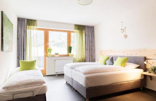 Rofleuten Apartment | Wildgrün Panorama Lodge 3