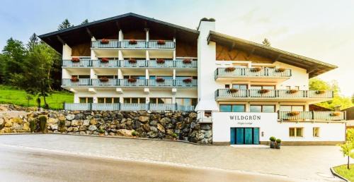 Rofleuten Apartment | Wildgrün Panorama Lodge 15