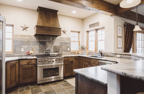 Grand Elk Ranch House | Wildhorse Chalet on Grand Elk - with hot tub!