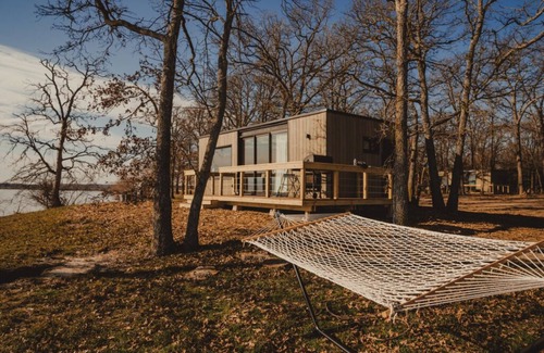 West Tawakoni Cabin | Wilding Hotels