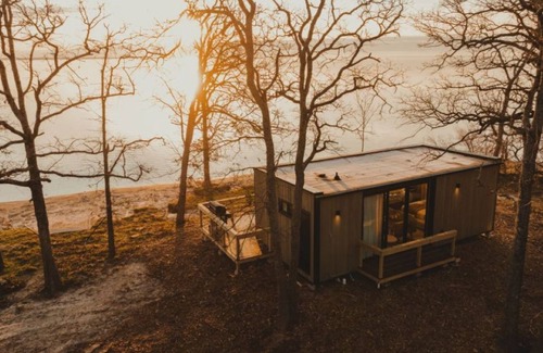 West Tawakoni Cabin | Wilding Hotels