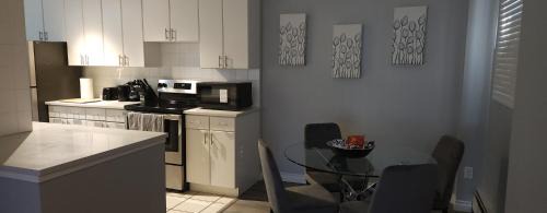 Connaught Apartment | Wildrose : 2-Bedroom City Apartment