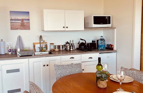 Plettenberg Bay Cabin | Wildside Cabin with Ocean View & Private Hikes