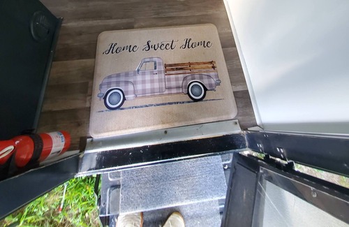 Dover House | Wildwood Camper De Sleeps 5