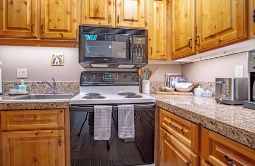 Sun Valley Condo | Wildwood Cottage at Villager + SV Resort Amenities