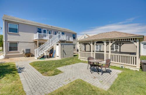 Wildwood Crest Apartment | Wildwood Crest Getaway with Deck, Walk to Beach!