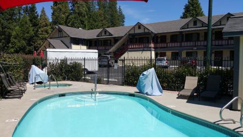 Twain Harte Hotel | Wildwood Inn