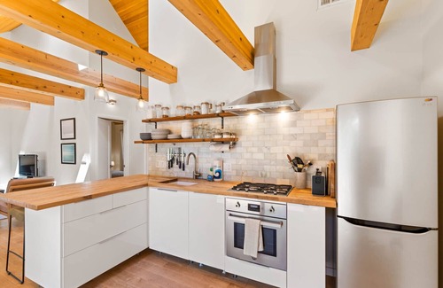 Tahoe Vista House | Wildwood - Modern 2 BR Private Hot tub. Walk to Regional Park and Trails