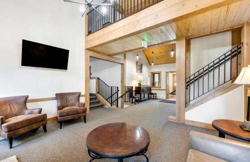 Four O'Clock Apartment | Wildwood Suites 206 by Ski Country Resorts