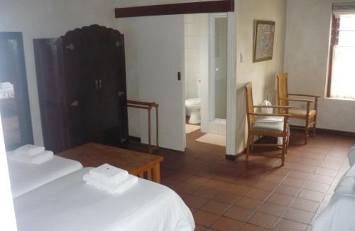 Oudtshoorn Bed & Breakfast | Wilgewandel Holiday Farm & Day Restaurant