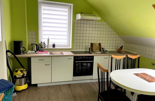 Neumuenster House | Wilhelmstraße 19 W4 - 2 bedrooms with parking space